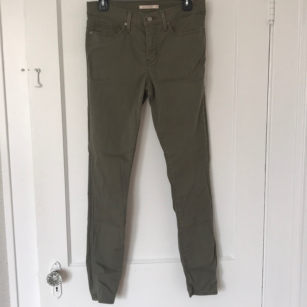 Hunter Green Skinny Levi’s - Long